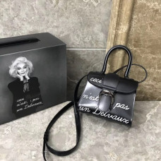 delvaux-bag-2