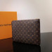 louis-vuitton-clutch-bag-2