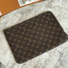 louis-vuitton-etui-voyage