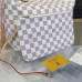 louis-vuitton-neverfull-mm-replica-bag-2