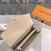 louis-vuitton-sarah-wallet-17