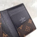 louis-vuitton-wallet-20