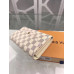 louis-vuitton-wallet-replica-bag-32-2